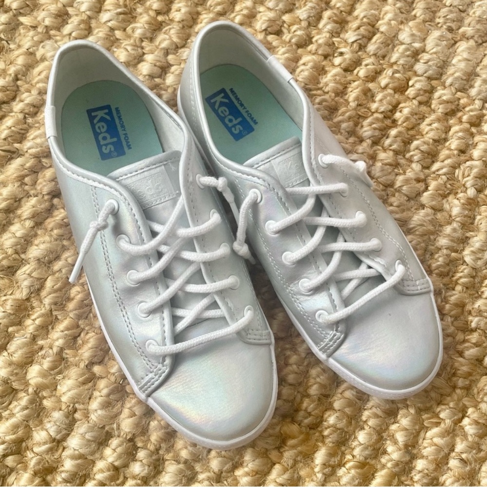 Keds Irridescent Silver Leather Slip-on Tennis Shoes - Kids 3.5 / Womens 5 (EUC)